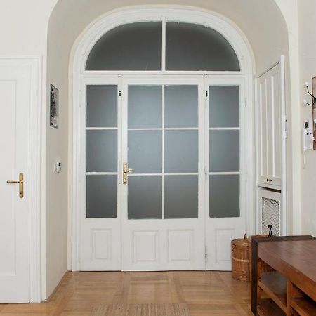Velky Apartman Bratislava Eksteriør billede